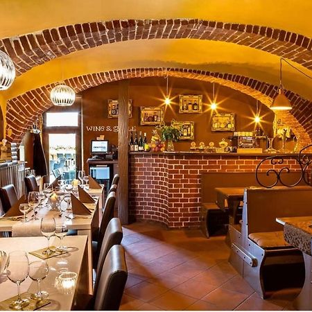 Arcadie Hotel & Apartments Cesky Krumlov Ngoại thất bức ảnh