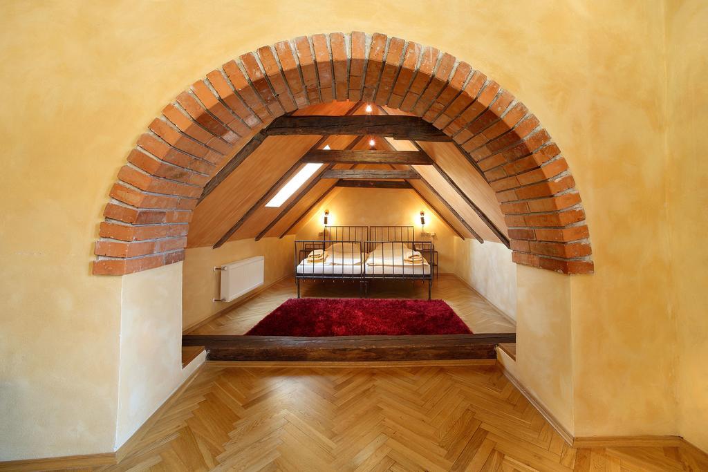Arcadie Hotel & Apartments Cesky Krumlov Ngoại thất bức ảnh