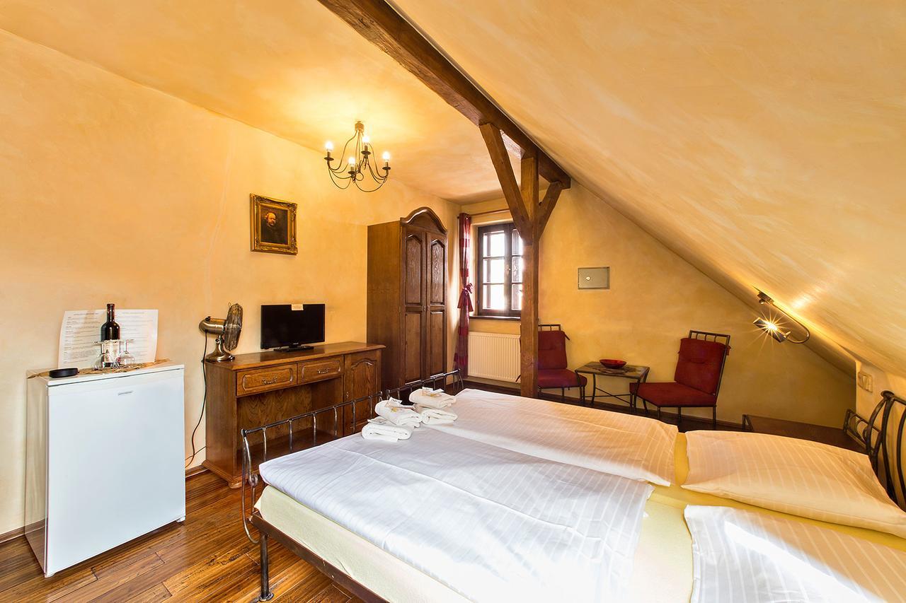 Arcadie Hotel & Apartments Cesky Krumlov Ngoại thất bức ảnh