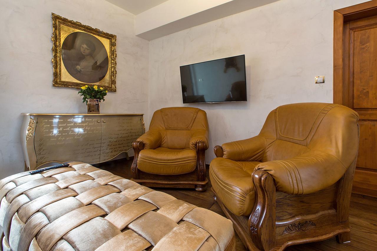 Arcadie Hotel & Apartments Cesky Krumlov Ngoại thất bức ảnh