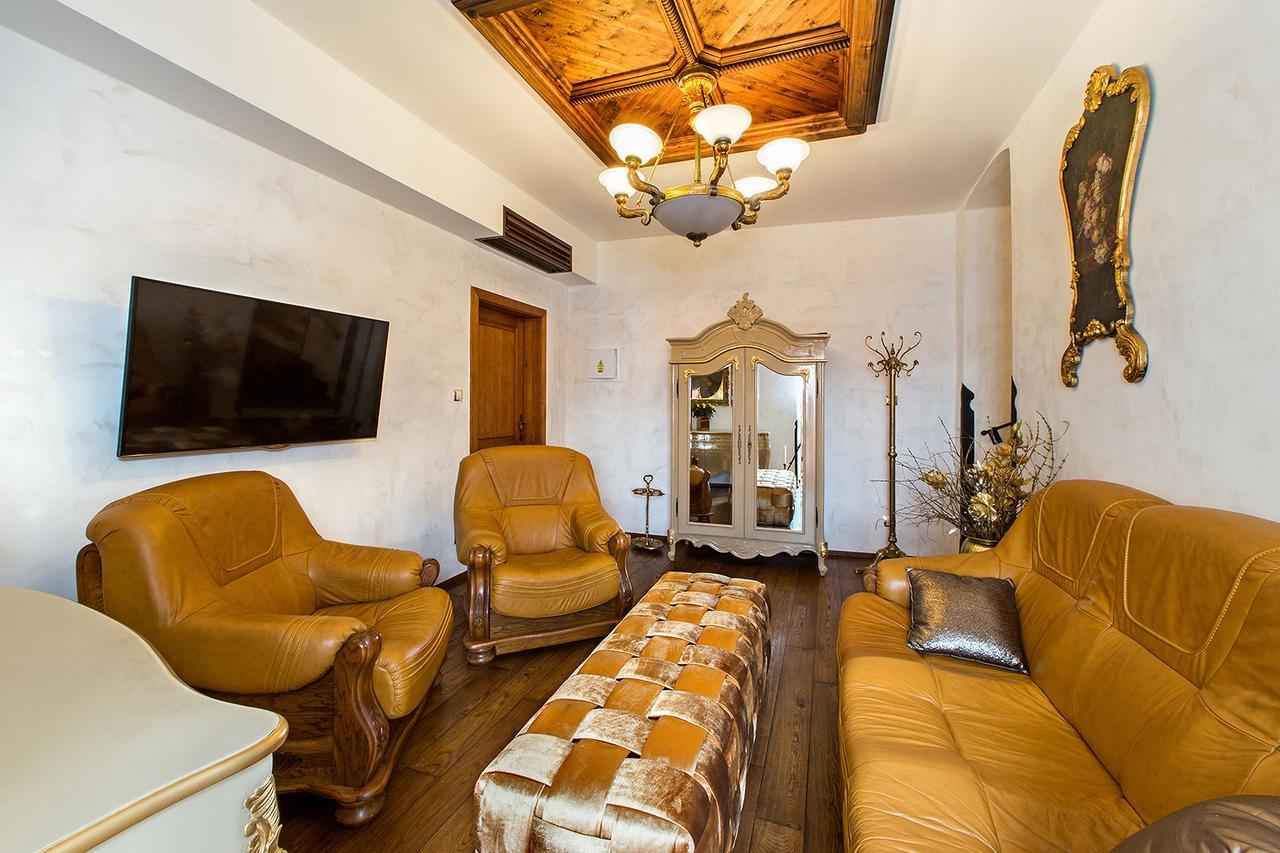 Arcadie Hotel & Apartments Cesky Krumlov Ngoại thất bức ảnh